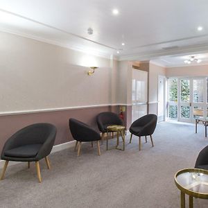 London Town Hotel